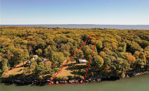 House in Put-in-Bay, Ohio, United States 1