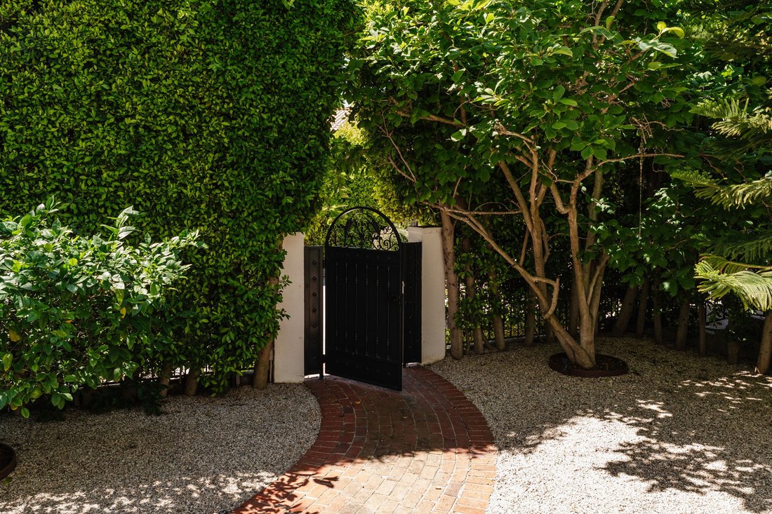 House in Los Angeles, California, United States 3 - 16398334