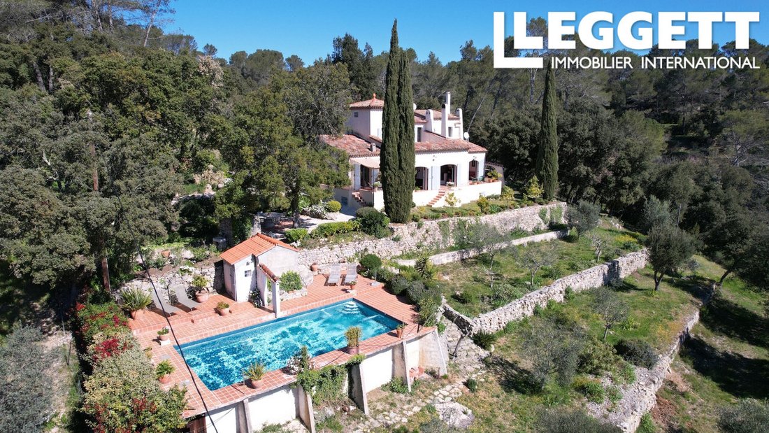 Villa in Pignans, Provence-Alpes-Côte d'Azur, France 1 - 17662867