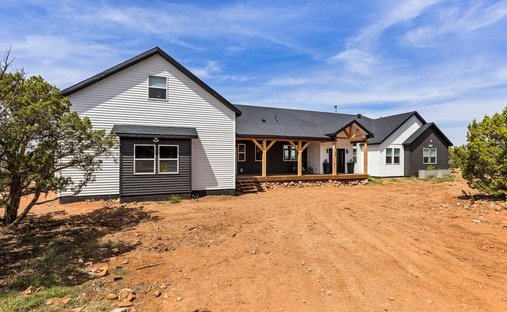 House in Newcastle, Utah, United States 1