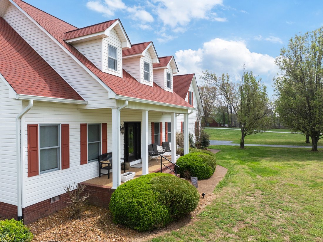 House in McKenzie, Tennessee, United States 1 - 17666248