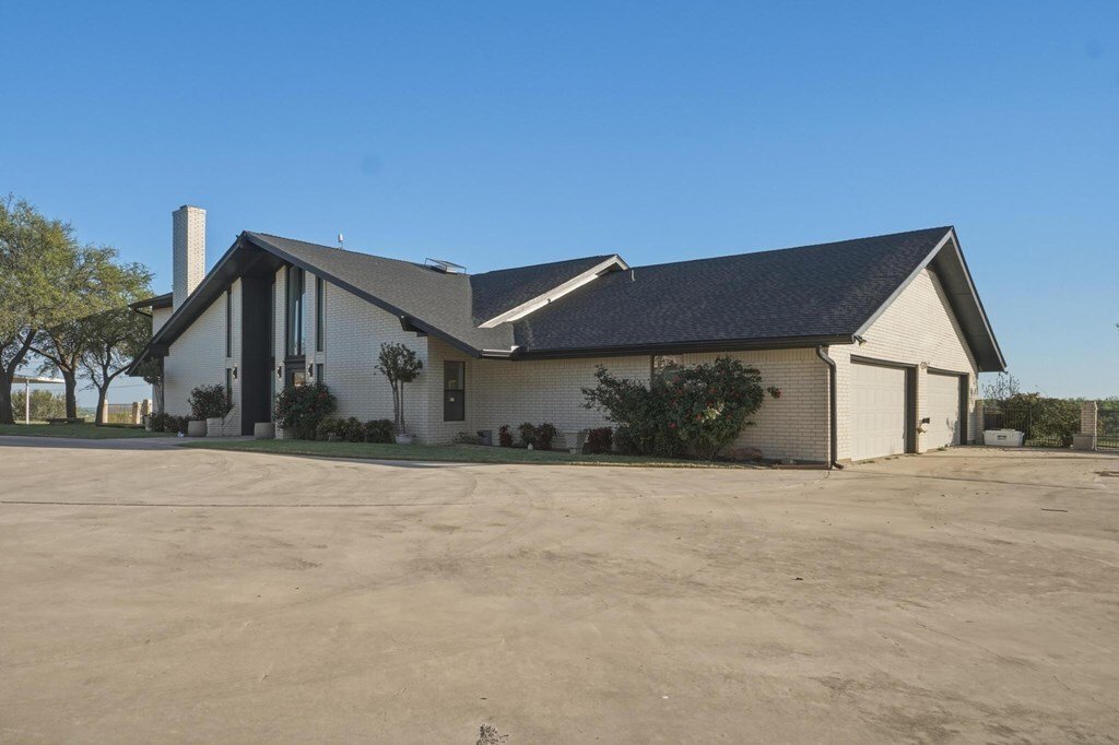 House in Coleman, Texas, United States 4 - 17665688