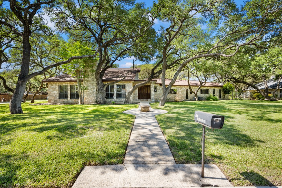 House in San Antonio, Texas, United States 1 - 17666932