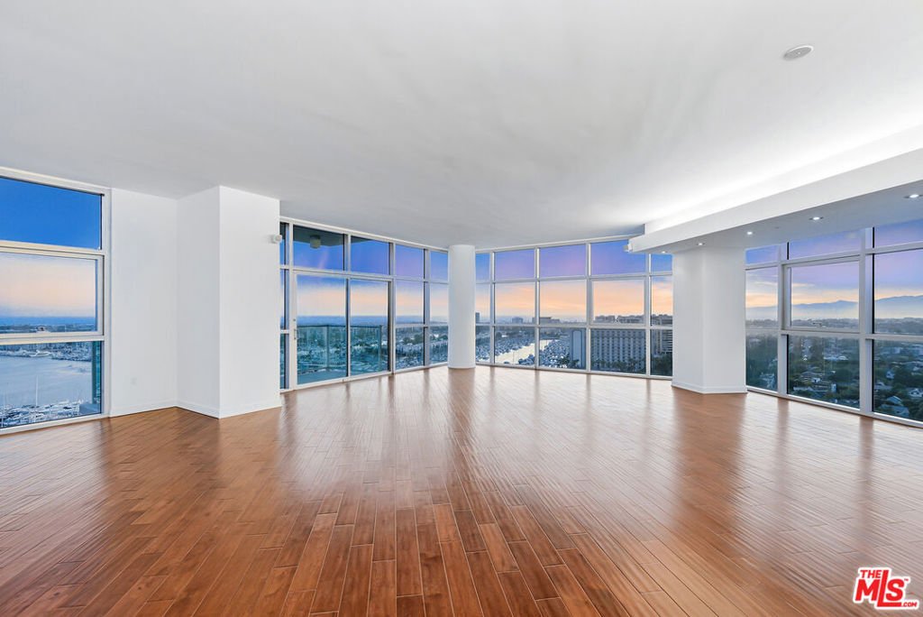 Condo in Marina del Rey, California, United States 1 - 17665352