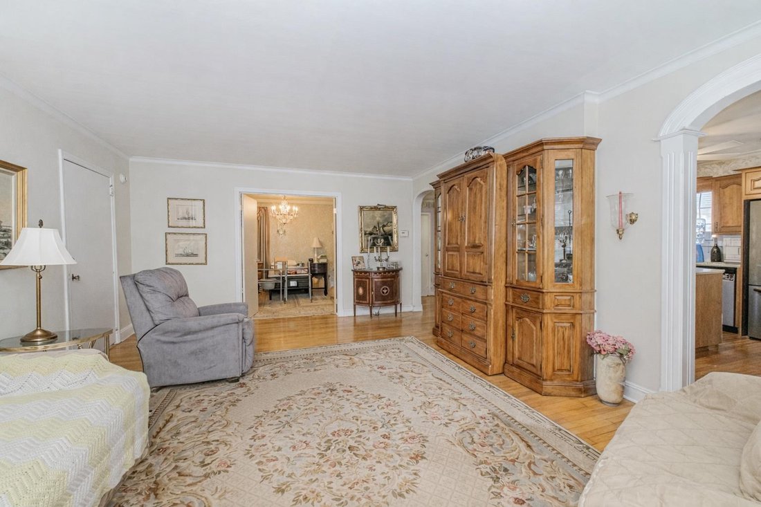 House in New York, New York, United States 5 - 17663076