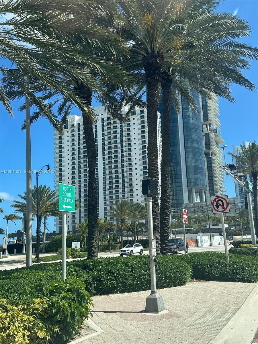 Condo in Sunny Isles Beach, Florida, United States 5 - 17523839