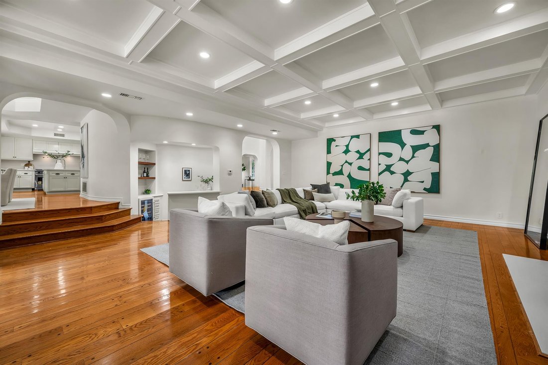 House in Los Angeles, California, United States 4 - 17663856