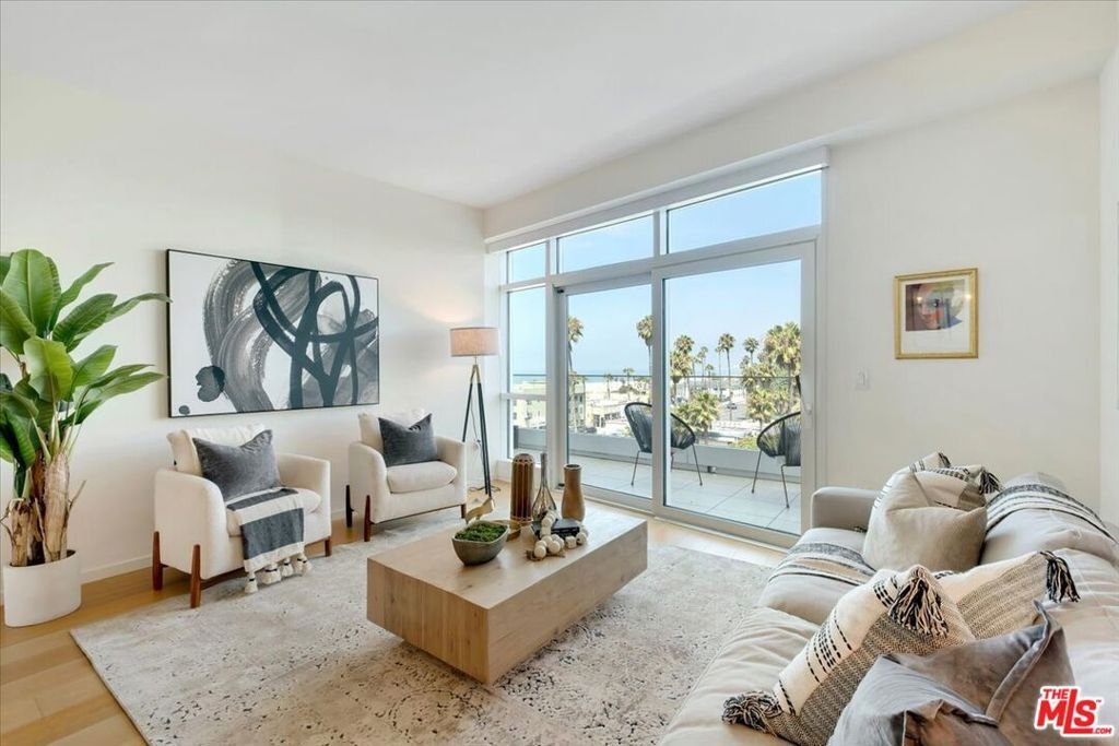 Condo in Santa Monica, California, United States 1 - 17665350