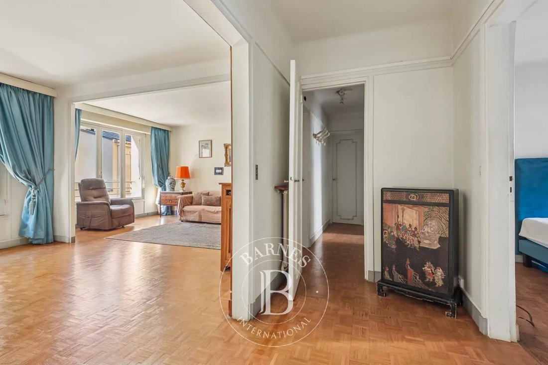 Apartment in Porte Dauphine, Paris 16e Arrondissement, Paris 4 - 17662638