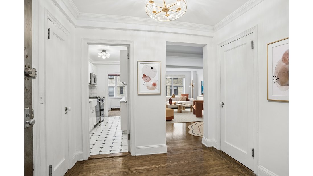Co Op in New York, New York, United States 4 - 17381882