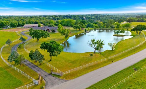 House in Cross Roads, Texas, United States 1