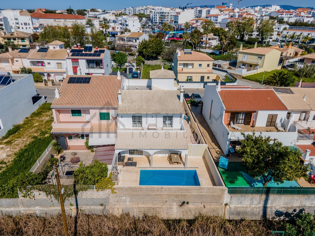 House in Lagoa e Carvoeiro, Algarve, Portugal 5 - 17666986