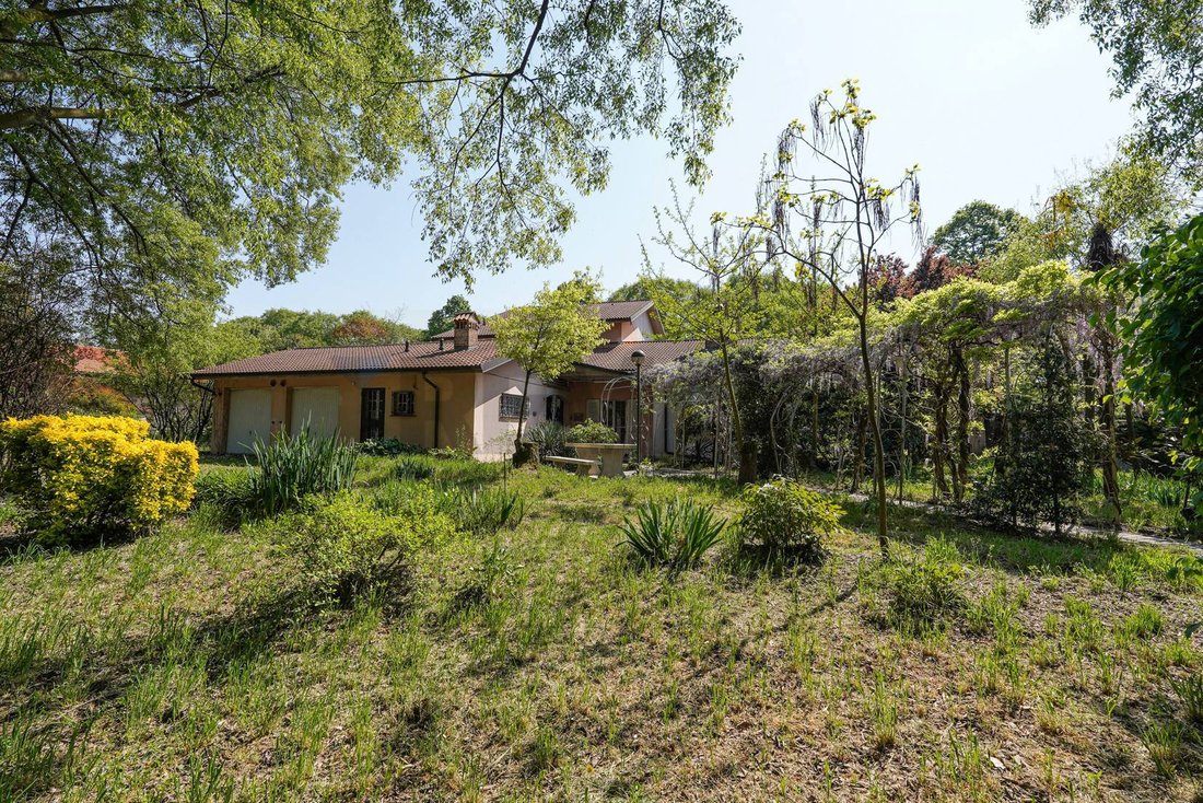 Villa in Fara Gera d'Adda, Lombardy, Italy 5 - 15440305