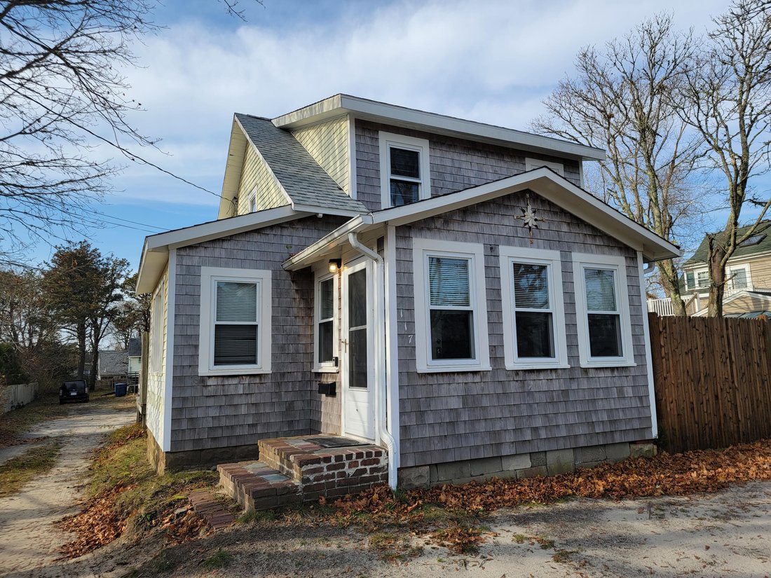 Dennis, Massachusetts, United States 1 - 17662383