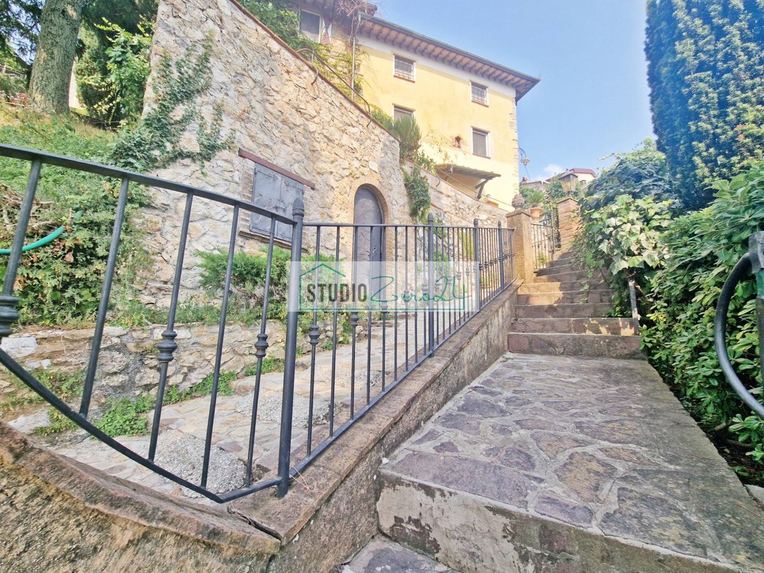House in Camaiore, Tuscany, Italy 3 - 17667537
