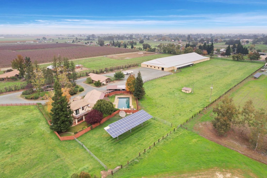 House in Acampo, California, United States 4 - 17666624