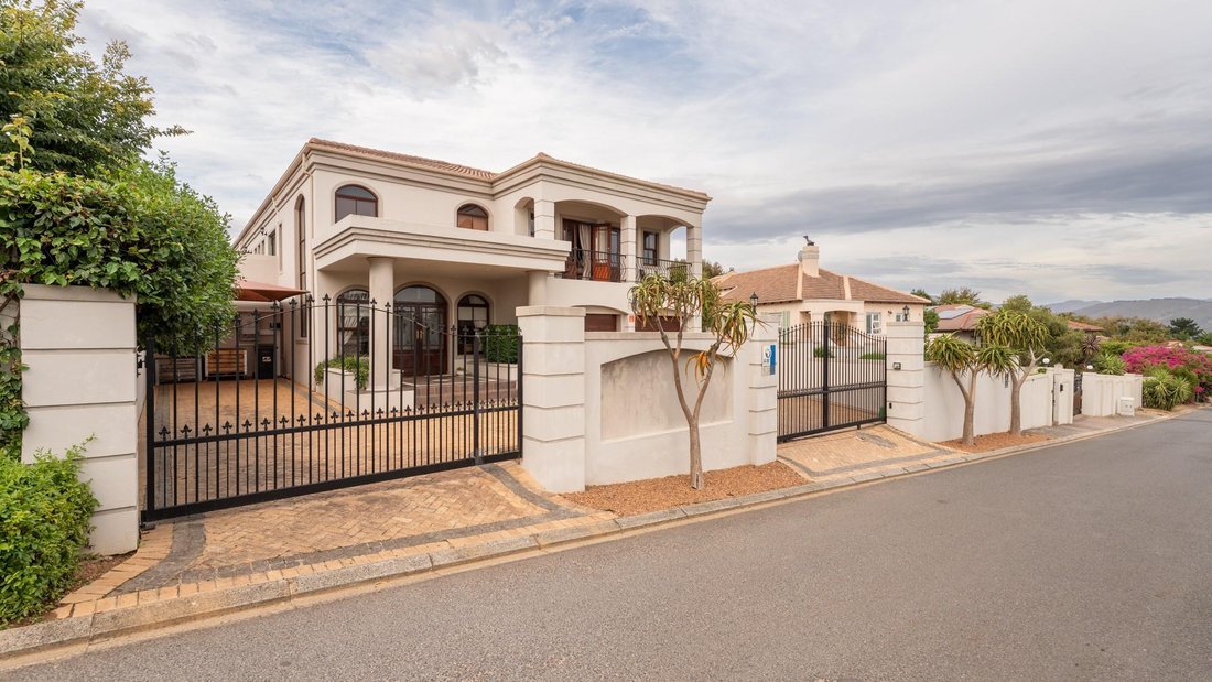 House in Golden Hill, Cape Town, Western Cape 3 - 17667040