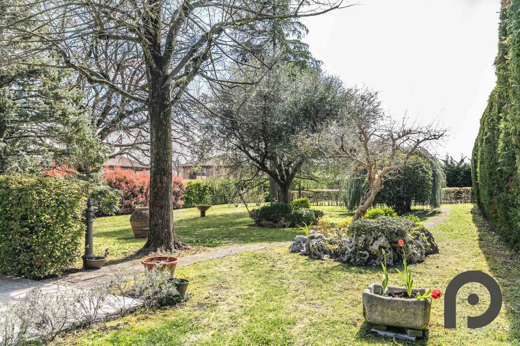 Villa in Castel San Pietro Terme, Emilia-Romagna, Italy 2 - 17665398