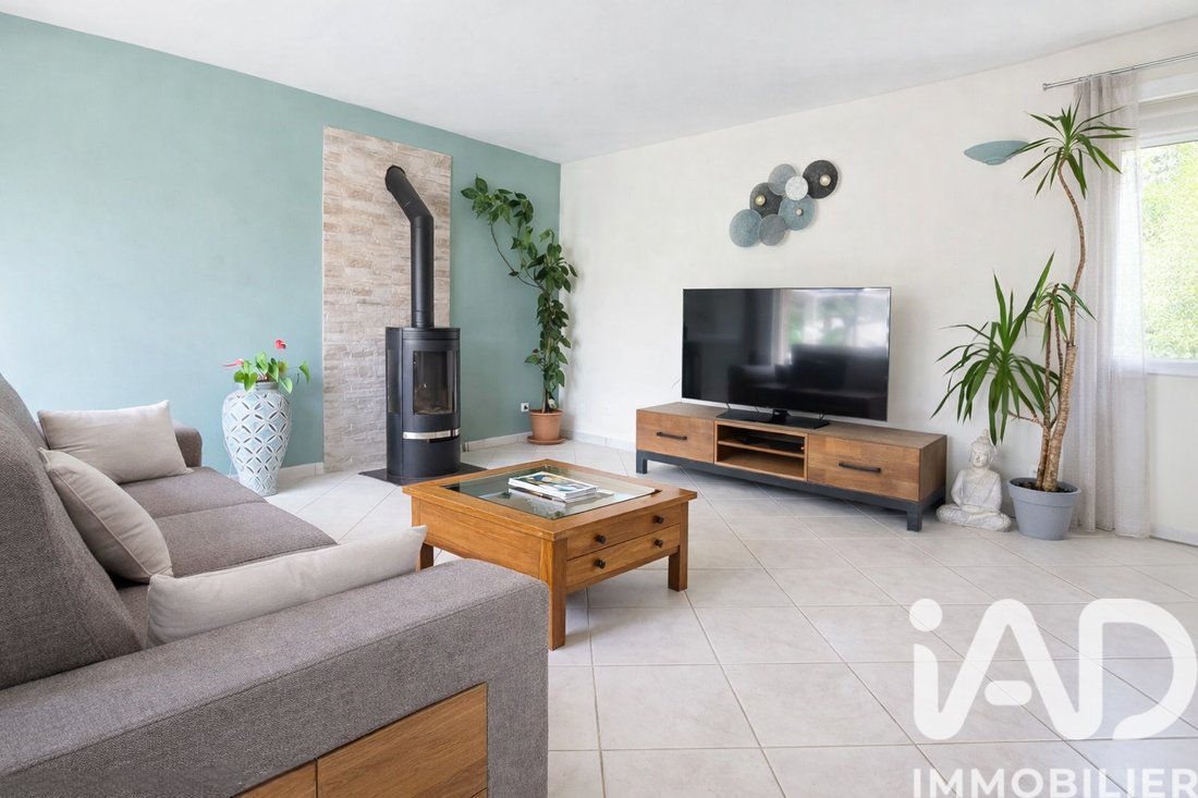 House in Orgon, Provence-Alpes-Côte d'Azur, France 5 - 17362093