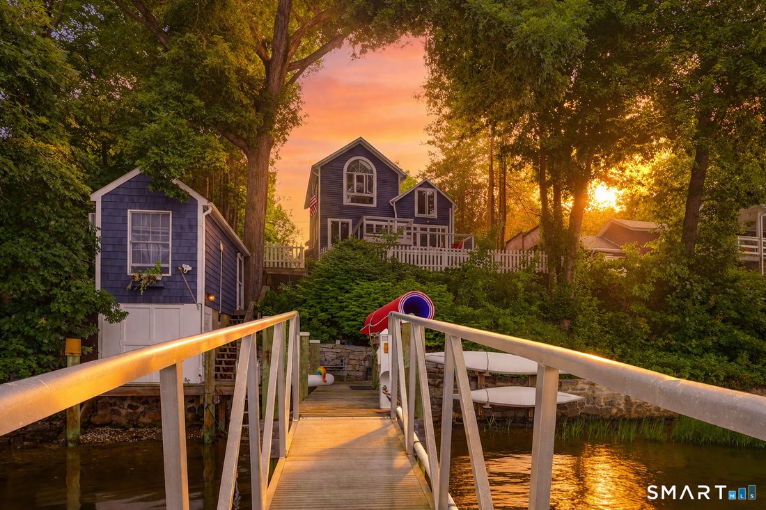 House in Waterford, Connecticut, United States 4 - 17649807