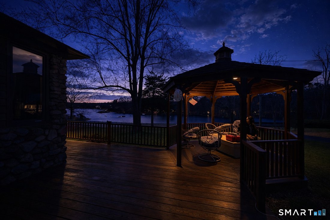 House in Waterford, Connecticut, United States 2 - 17649794