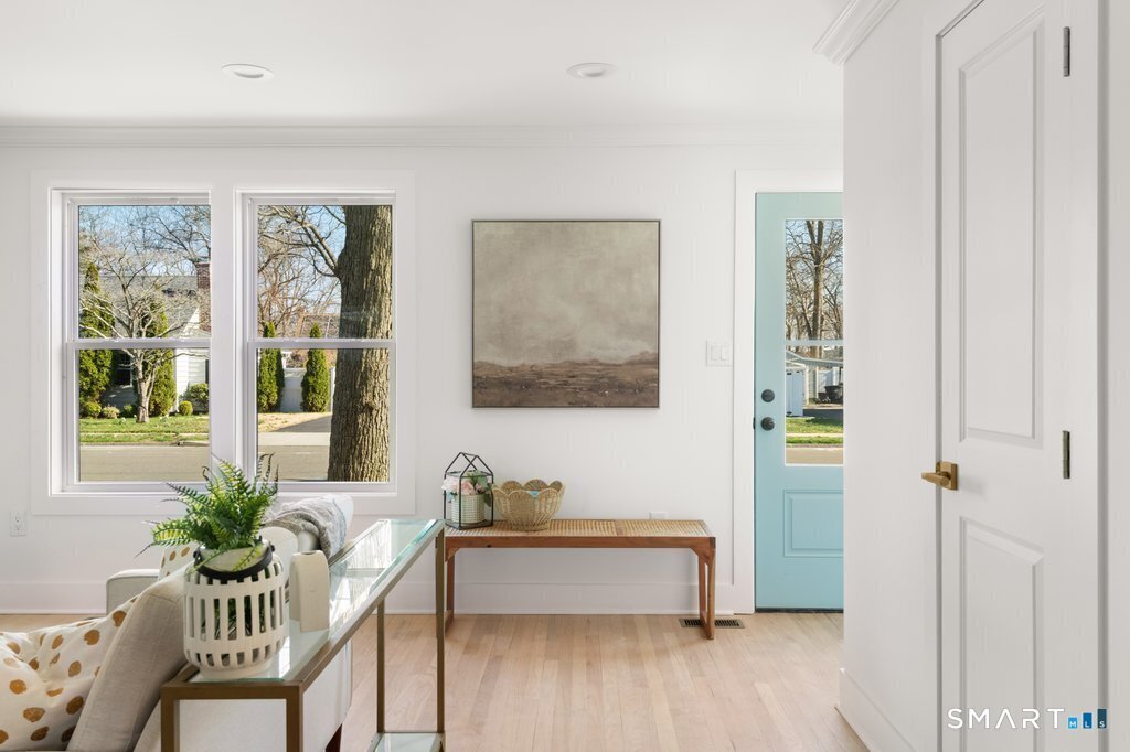 Milford, Connecticut, United States 4 - 17665088