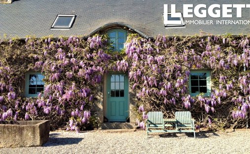 House in Saint-Martin-des-Pres, Brittany, France 1