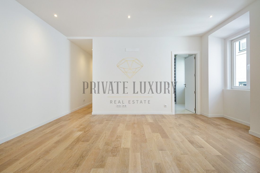 Apartment in Misericordia, Lisbon, Portugal 4 - 17666894