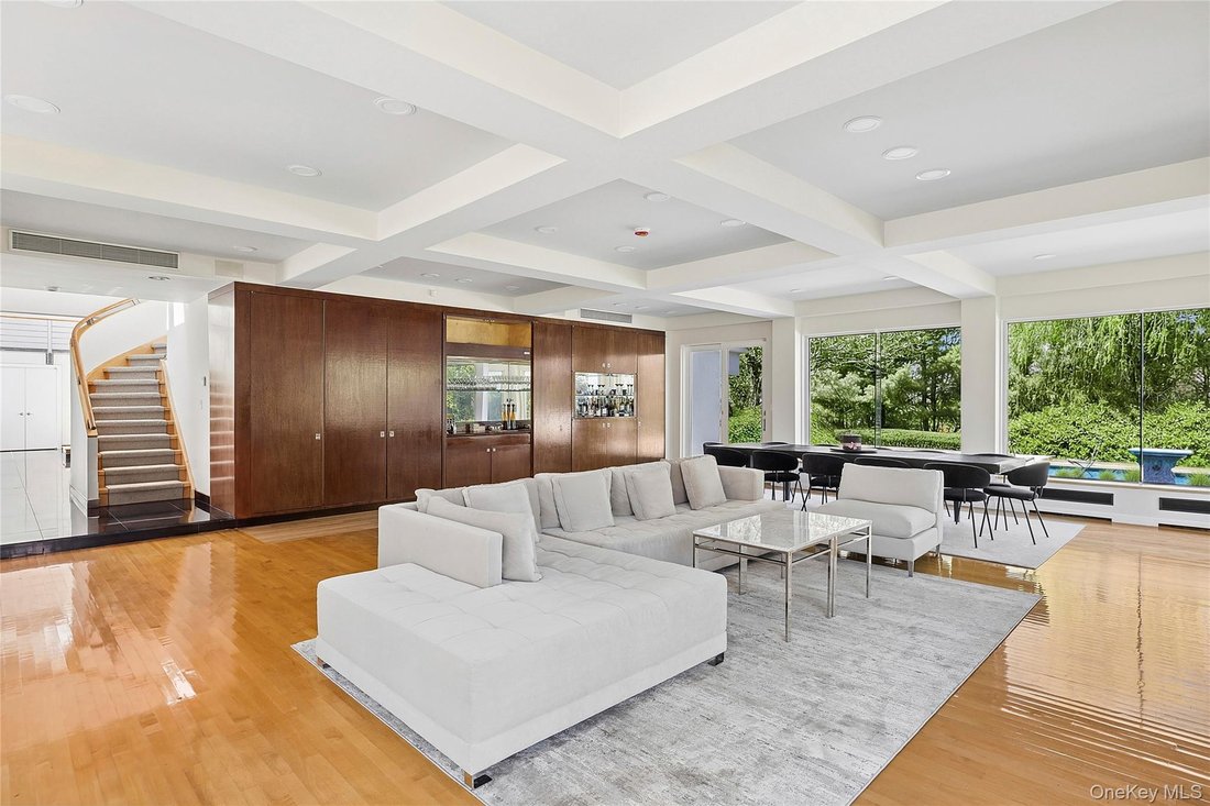 House in Port Washington, New York, United States 5 - 17663287