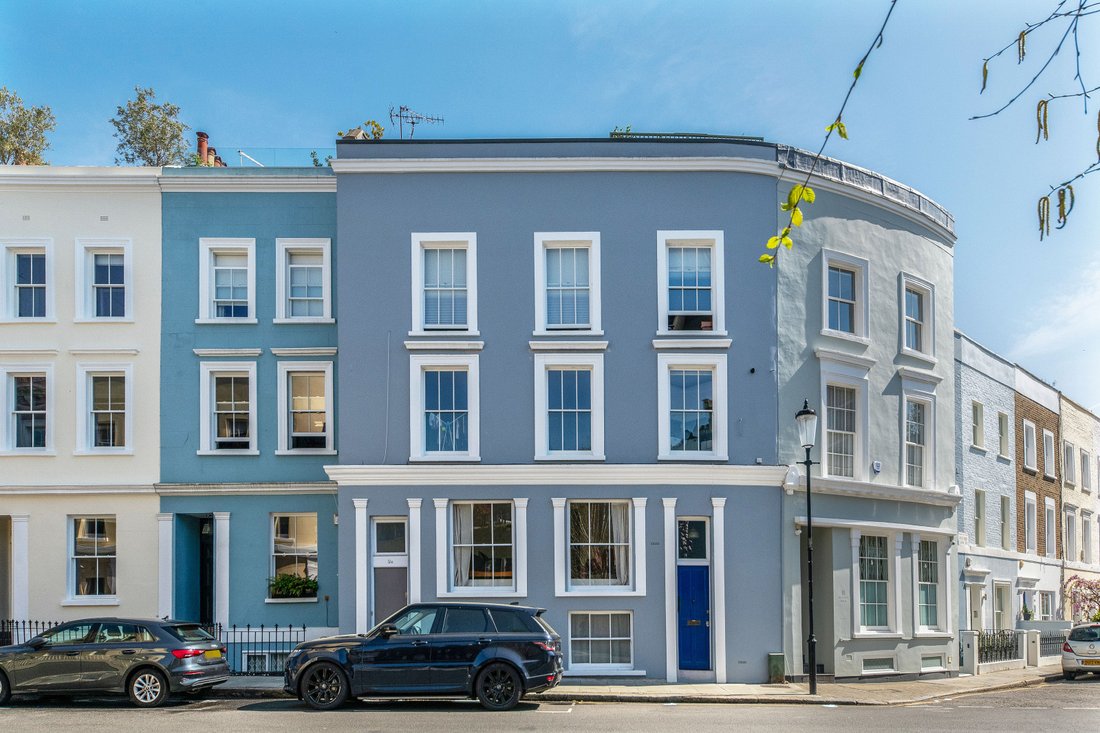 Apartment in Holland Park, Kensington And Chelsea, England 1 - 17663572