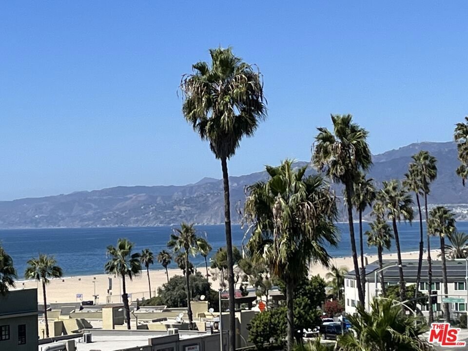 Condo in Santa Monica, California, United States 3 - 17665350