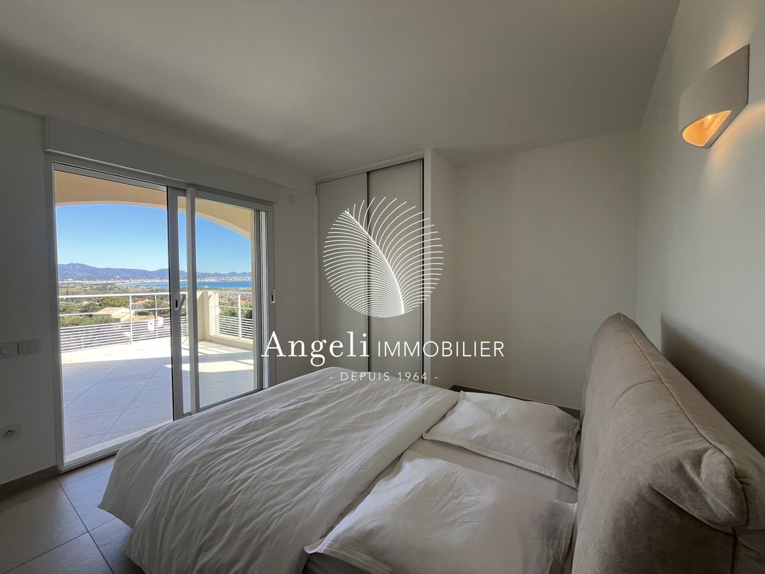 Villa in Frejus, Provence-Alpes-Côte d'Azur, France 4 - 17616408