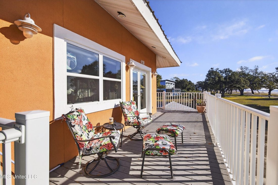 House in Long Beach, Mississippi, United States 2 - 17664662