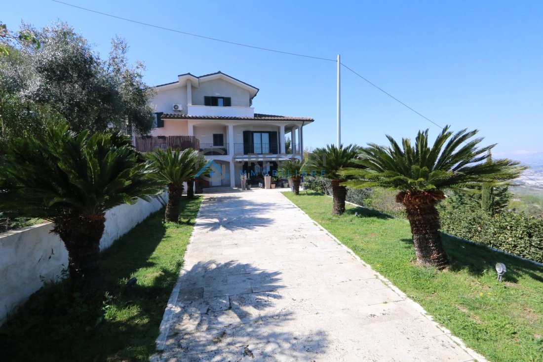Casa a Colonnella, Abruzzo, Italia 1 - 17667532