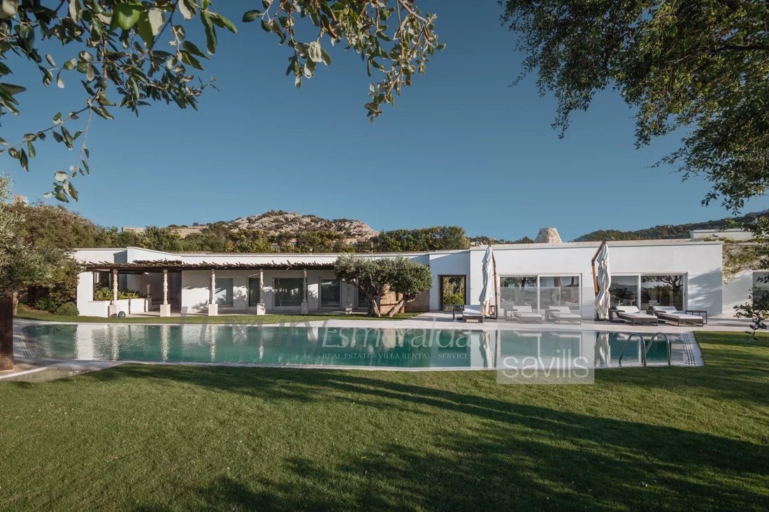 Villa in Liscia di Vacca, Arzachena, Italy 1 - 17663702