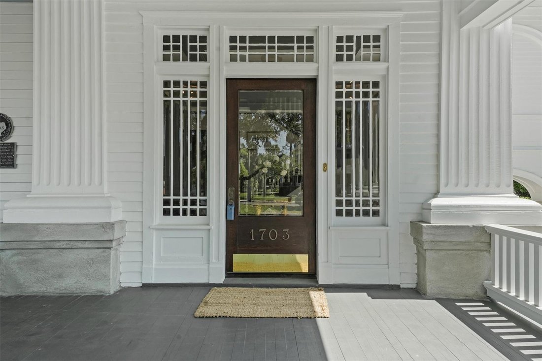 House in Galveston, Texas, United States 4 - 17662693
