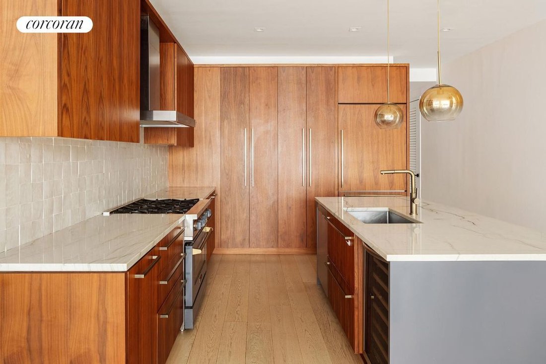 House in New York, New York, United States 3 - 17662223