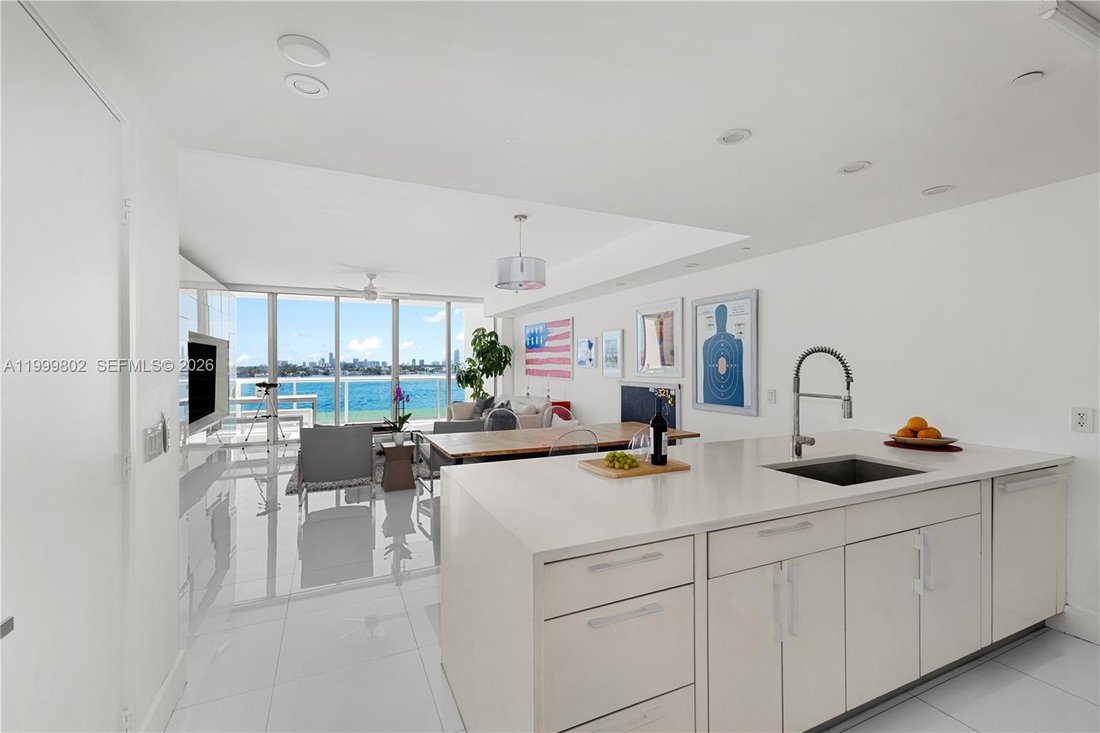 Condo in Miami Beach, Florida, United States 3 - 17662802