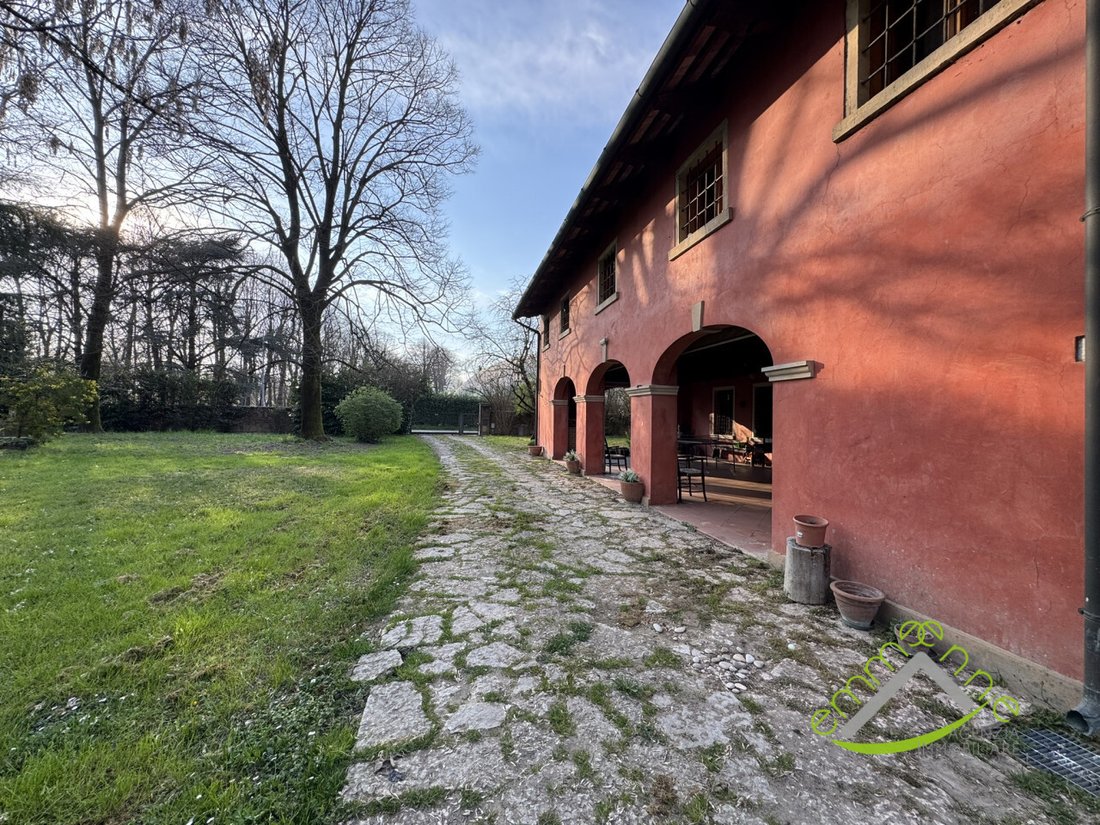 Villa in Mirano, Veneto, Italy 1 - 17667178