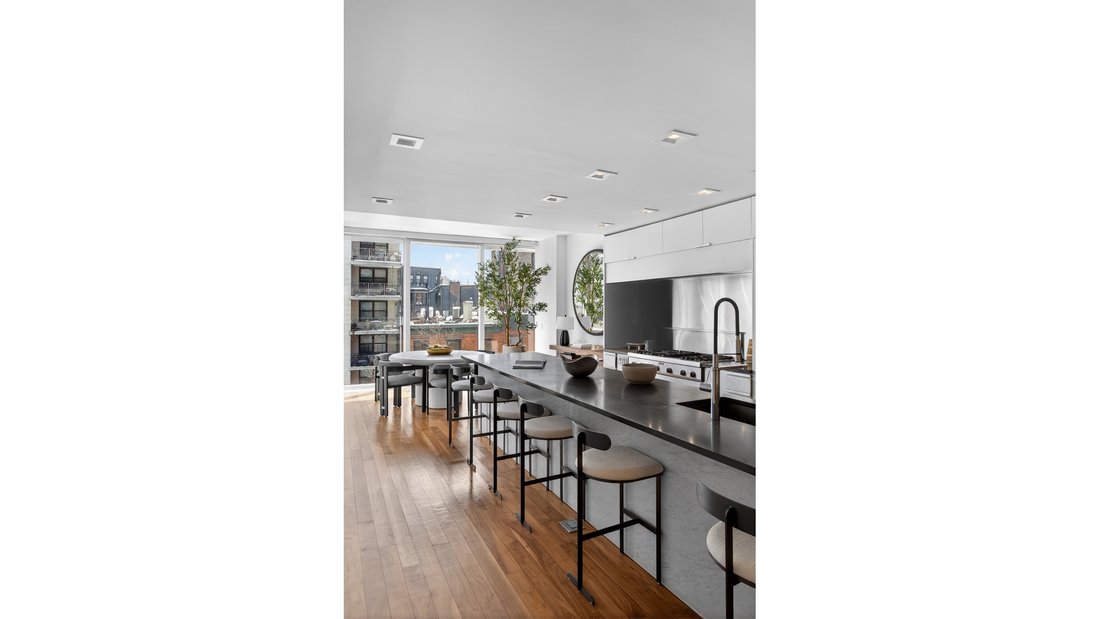 Condo in New York, New York, United States 4 - 17397726