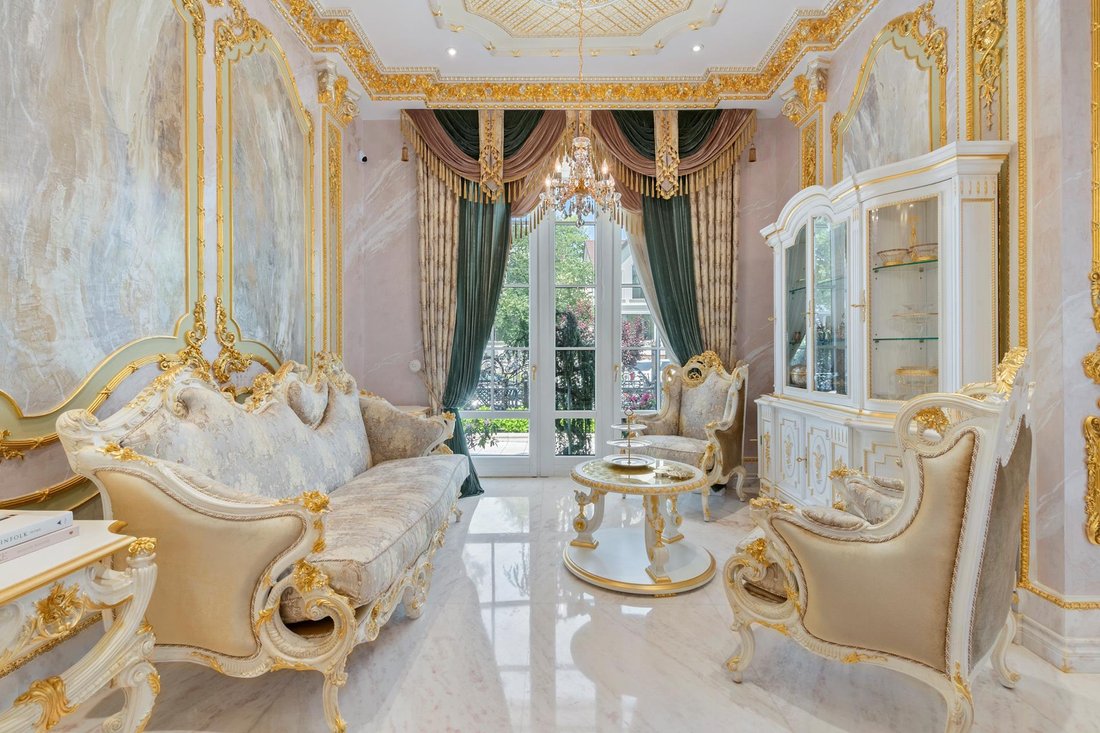 House in New York, New York, United States 4 - 15994049