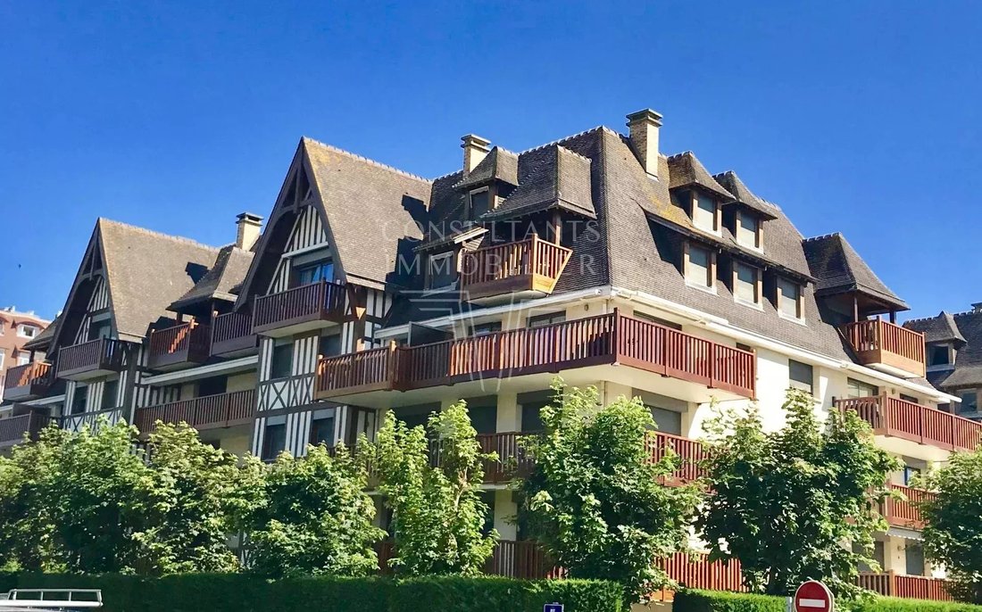 Apartment in Deauville, Normandy, France 1 - 17619792