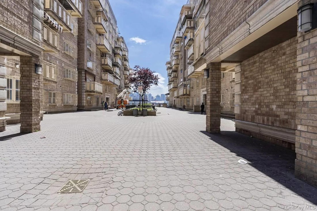 Condo in New York, New York, United States 2 - 17662513