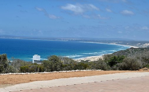House in Moquini Coastal Estate, Western Cape, South Africa 1
