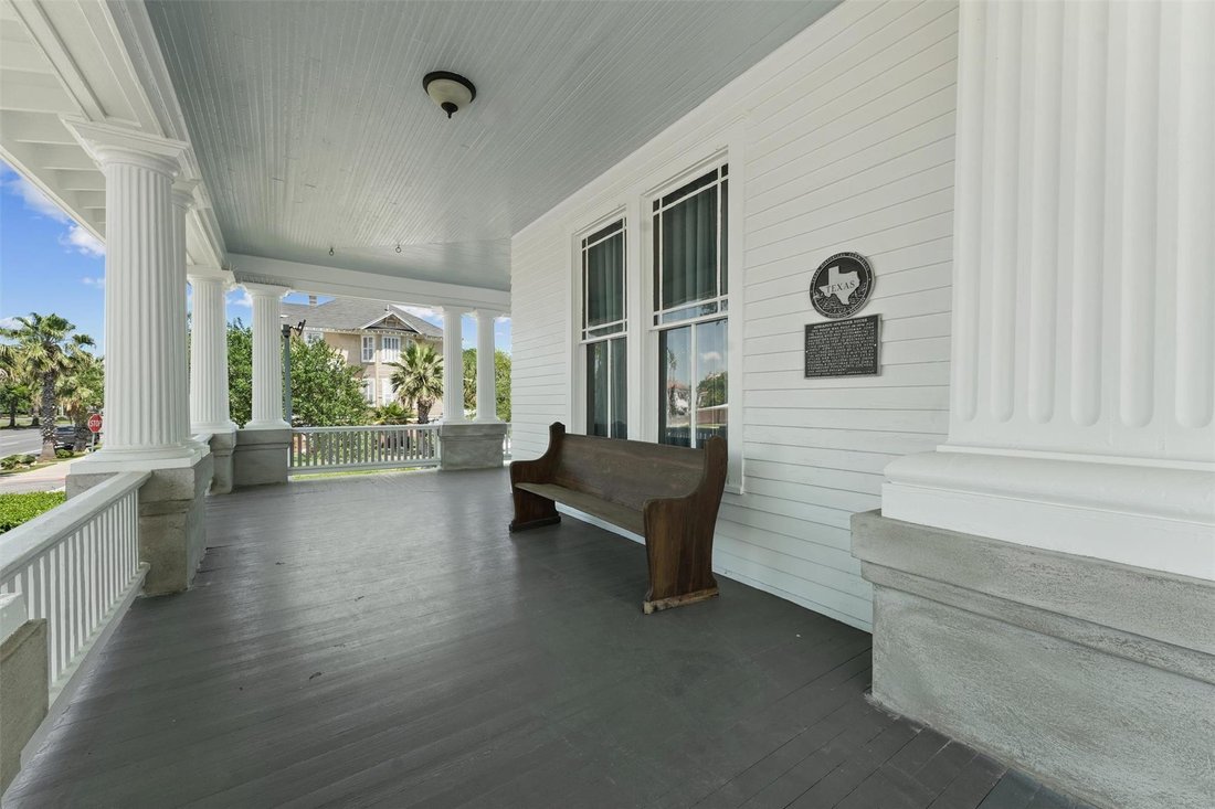 House in Galveston, Texas, United States 2 - 17662693