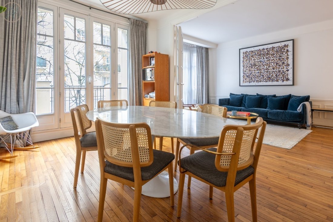 Apartment in Pereire-Malesherbes, Paris 17e Arrondissement, Paris 2 - 17663316