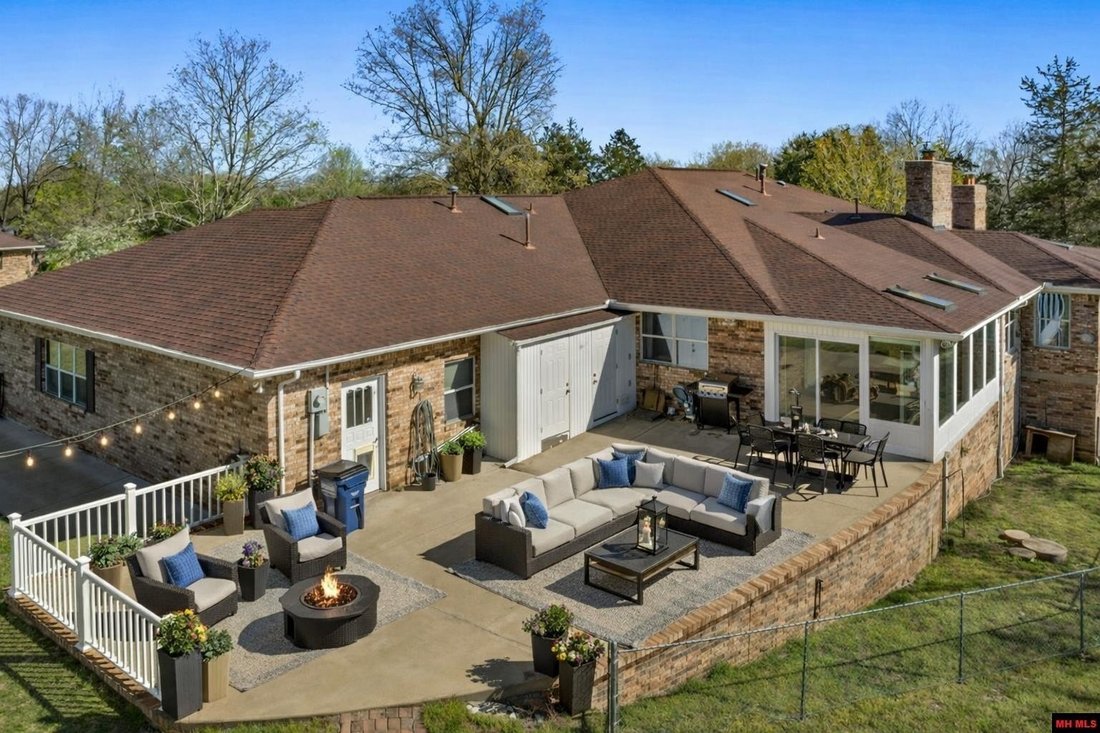 Mountain Home, Arkansas, United States 2 - 17664661