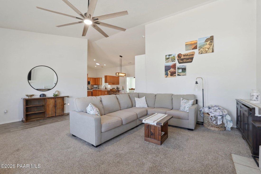 Prescott Valley, Arizona, United States 4 - 17663881