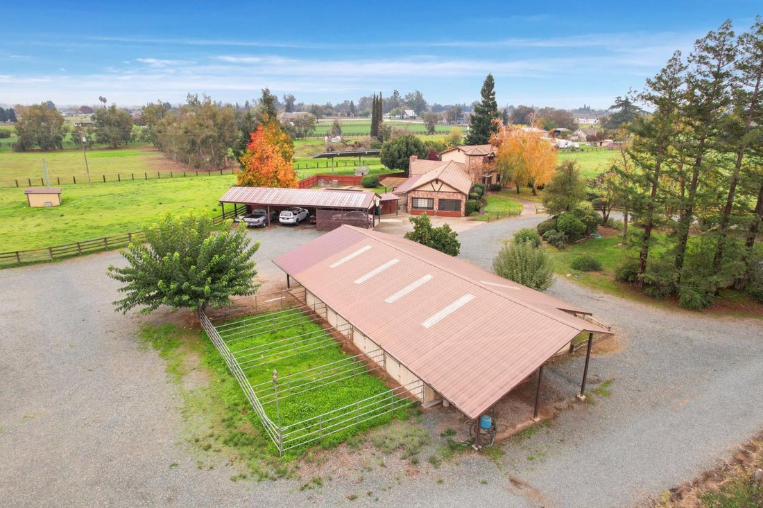 House in Acampo, California, United States 2 - 17666624