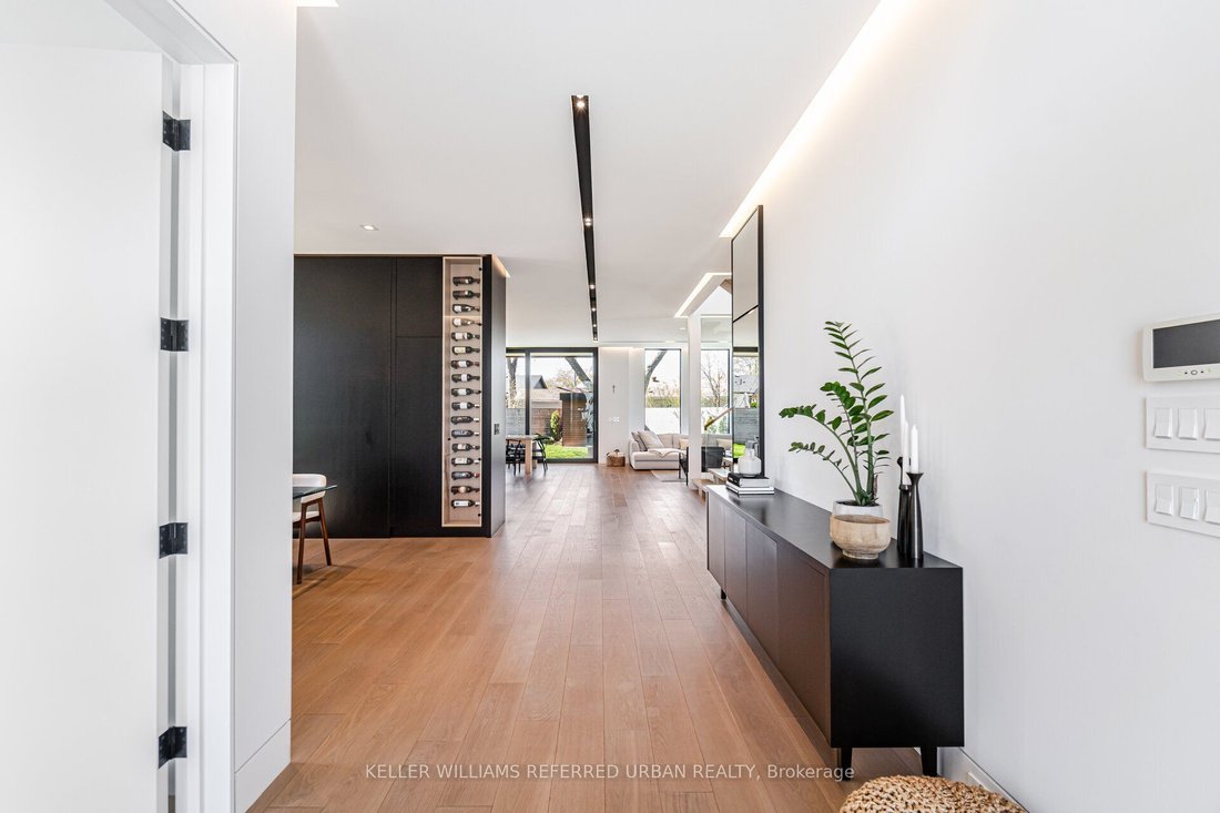 House in Oakville, Ontario, Canada 5 - 17663050